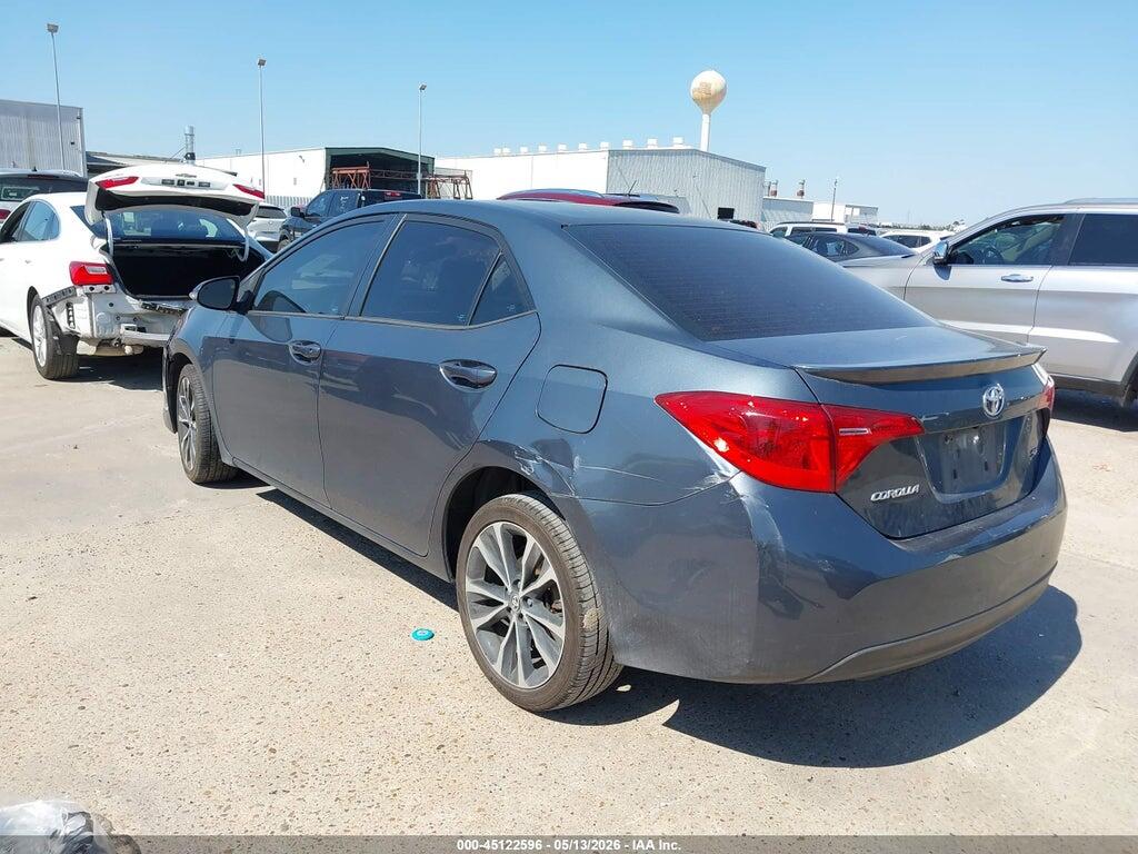 5YFBURHE7JP797940 2018 TOYOTA COROLLA photo no. 3