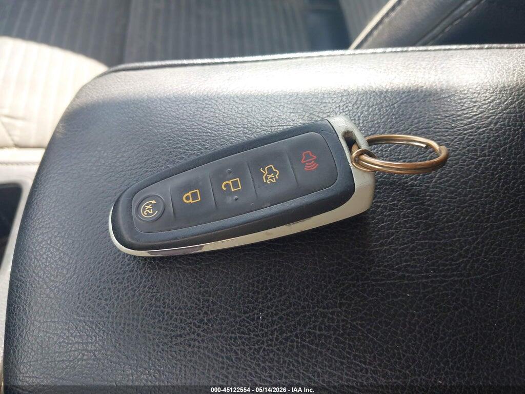 1FMCU0JD2HUB73229 2017 FORD ESCAPE photo no. 11