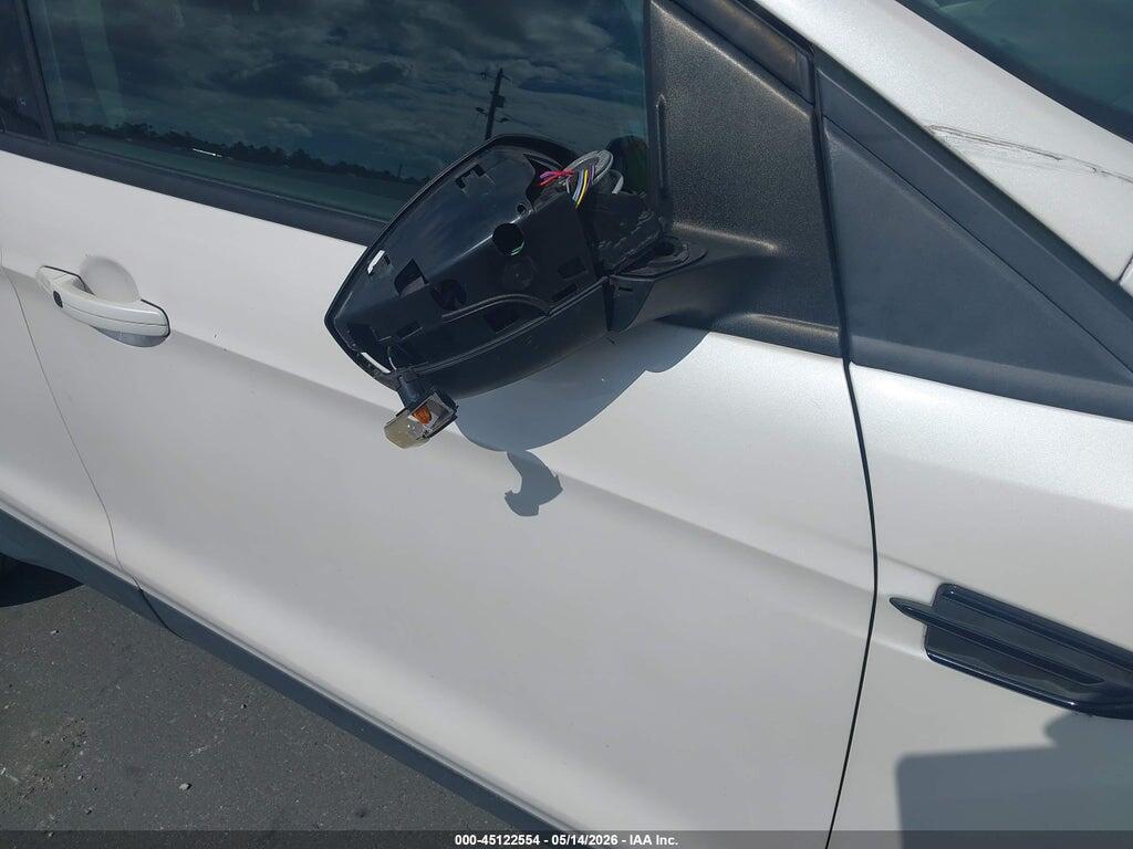 1FMCU0JD2HUB73229 2017 FORD ESCAPE photo no. 6