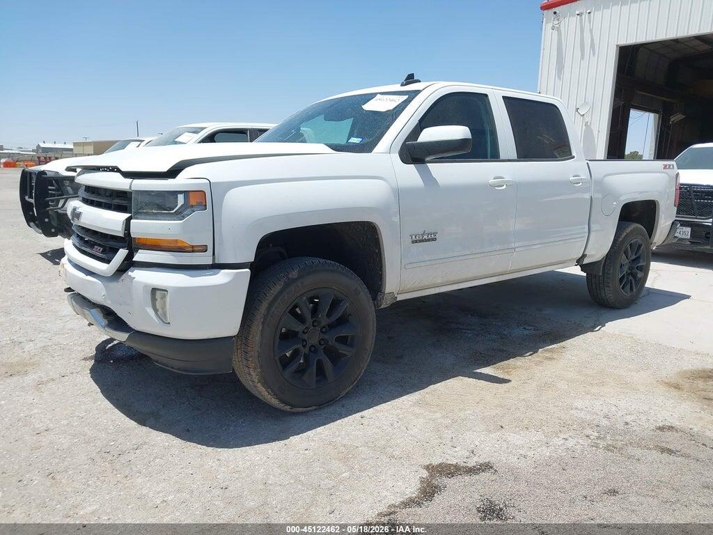 3GCUKREC8HG488012 2017 CHEVROLET SILVERADO 1500 photo no. 2