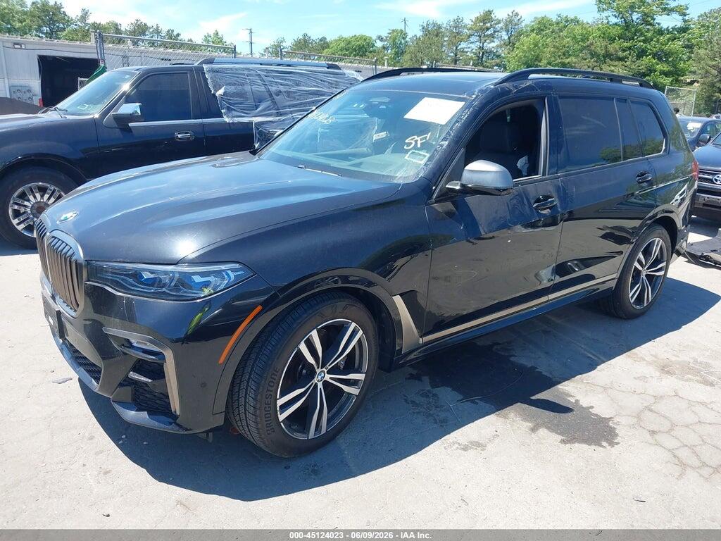 5UXCX6C07M9D97796 2021 BMW X7 photo no. 2