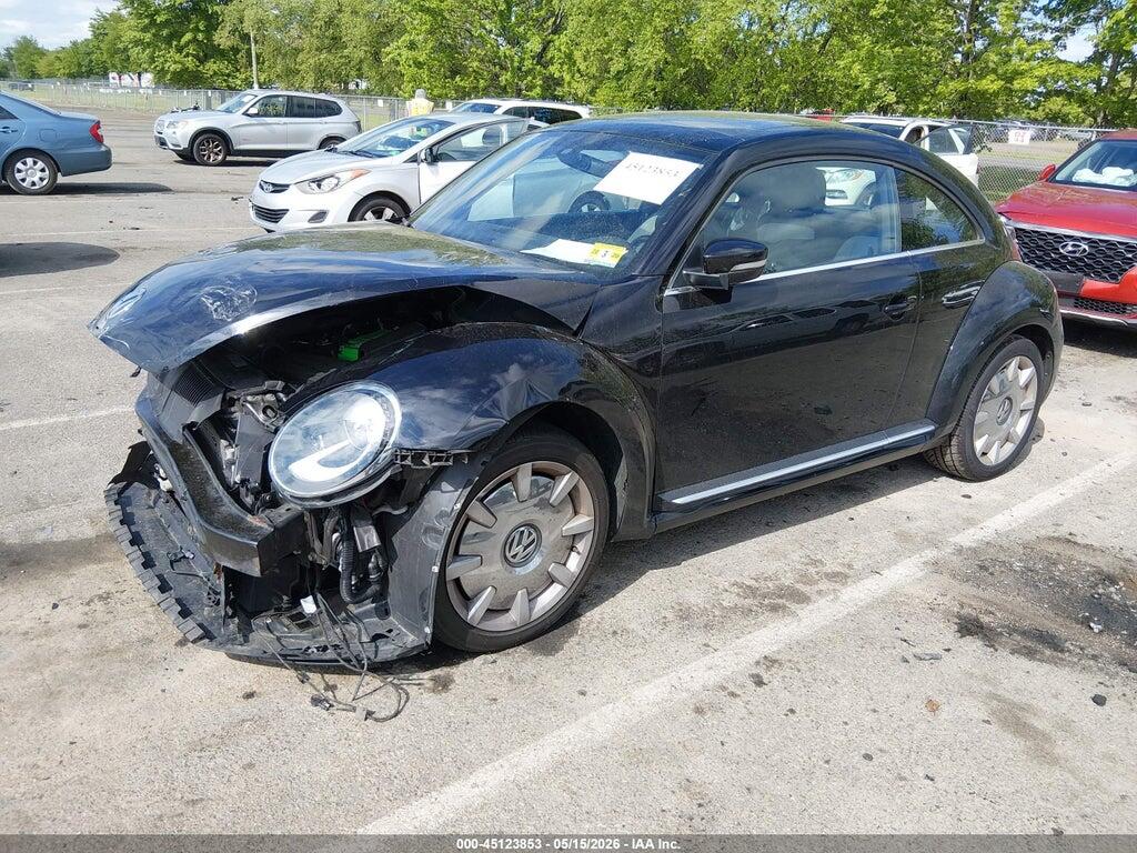 3VWJD7AT3JM714176 2018 VOLKSWAGEN BEETLE photo no. 2