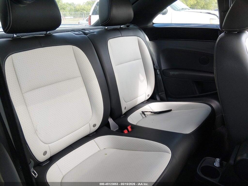 3VWJD7AT3JM714176 2018 VOLKSWAGEN BEETLE photo no. 8