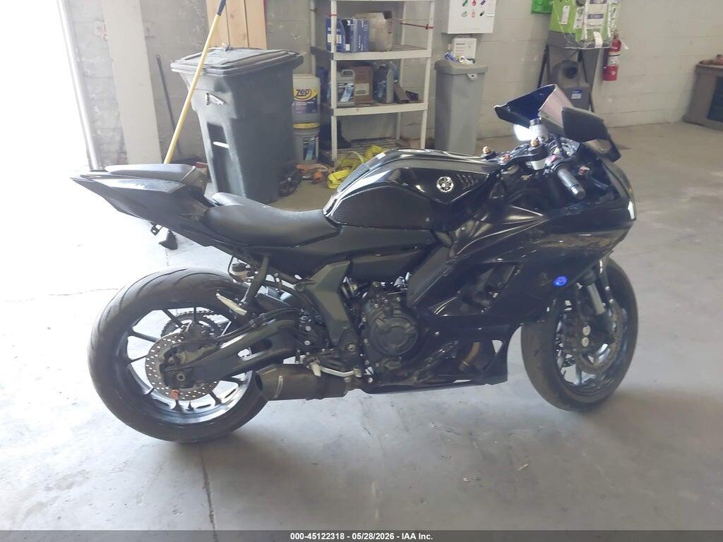 JYARM38E8NA001147 2022 YAMAHA YZFR7 photo no. 12