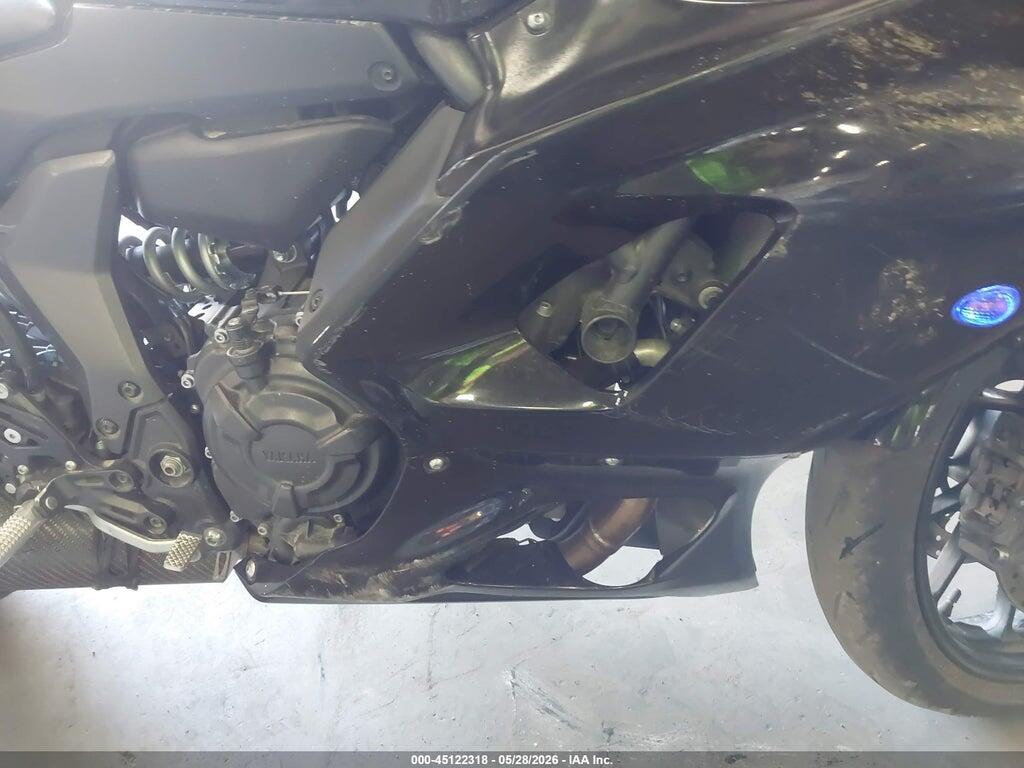 JYARM38E8NA001147 2022 YAMAHA YZFR7 photo no. 8