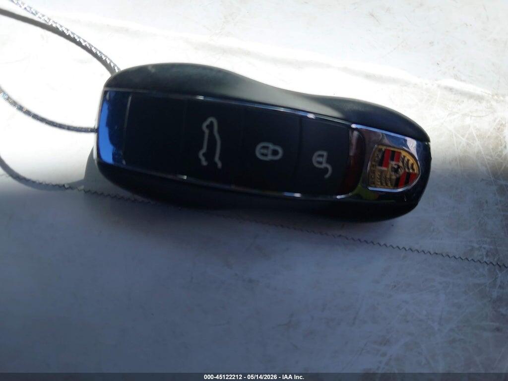 WP1AA2A59HLB00954 2017 PORSCHE MACAN photo no. 11