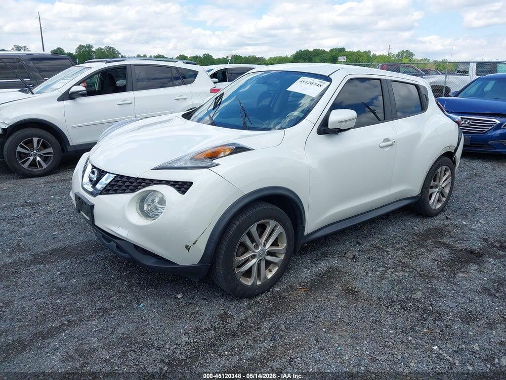 JN8AF5MV7HT752900 2017 NISSAN JUKE photo no. 2