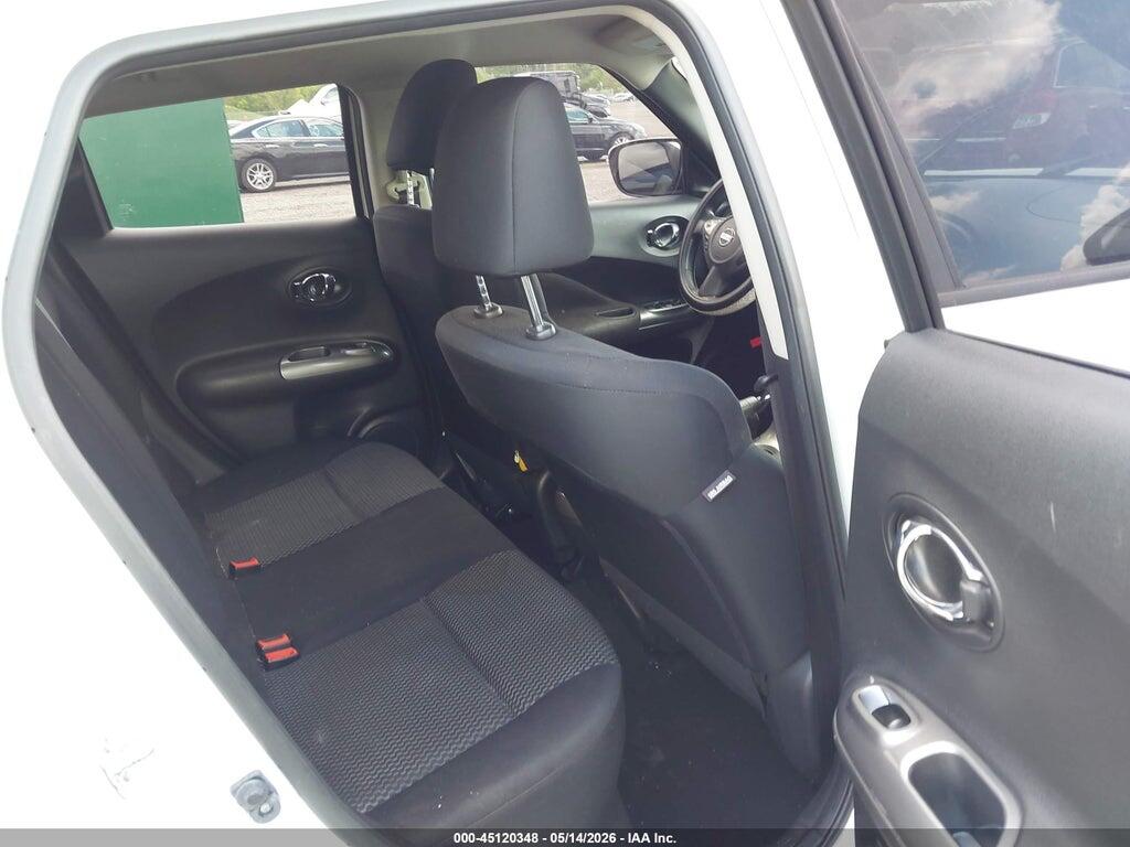 JN8AF5MV7HT752900 2017 NISSAN JUKE photo no. 8