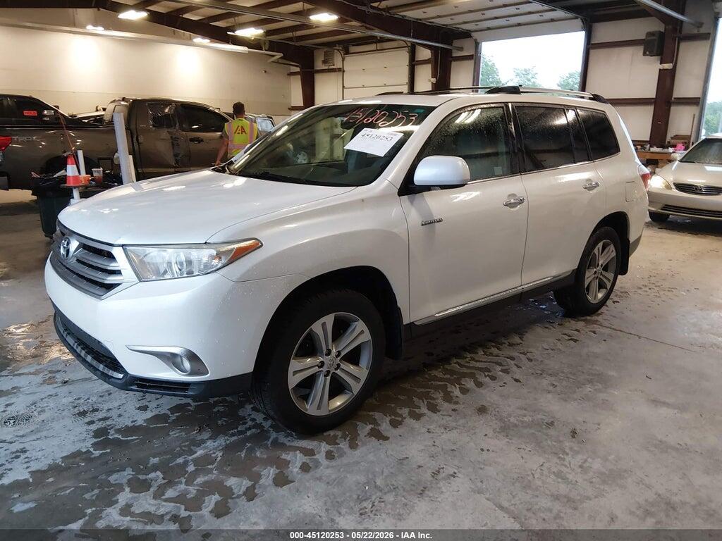 5TDDK3EH7DS219990 2013 TOYOTA HIGHLANDER photo no. 2
