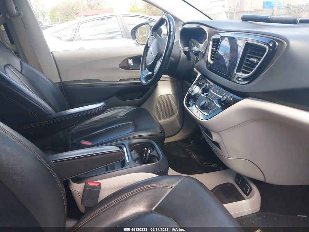 2C4RC1BGXHR676214 2017 CHRYSLER PACIFICA photo no. 5