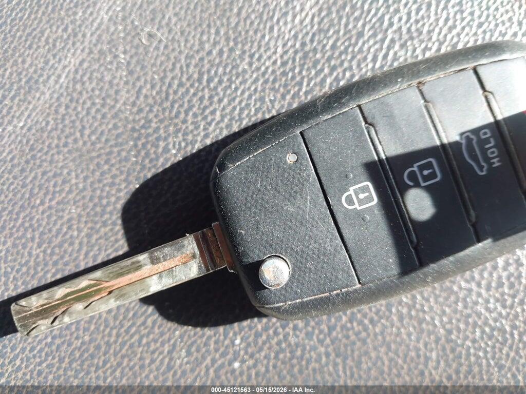 KNADM4A30H6063580 2017 KIA RIO photo no. 11
