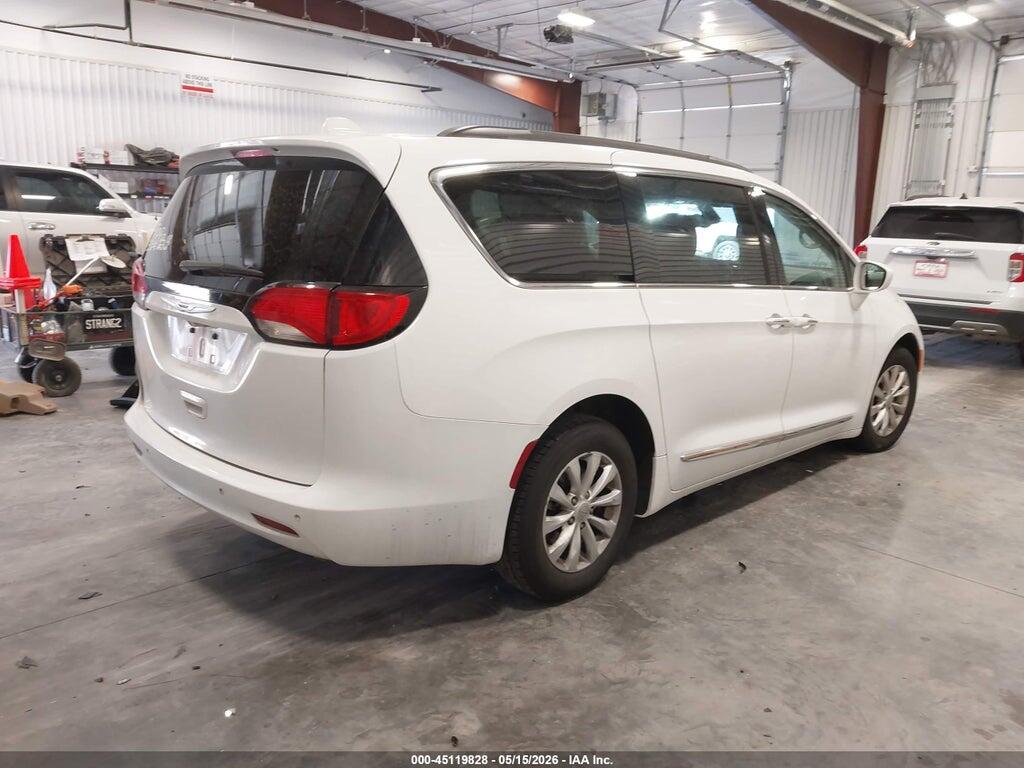 2C4RC1BG6HR837836 2017 CHRYSLER PACIFICA photo no. 4