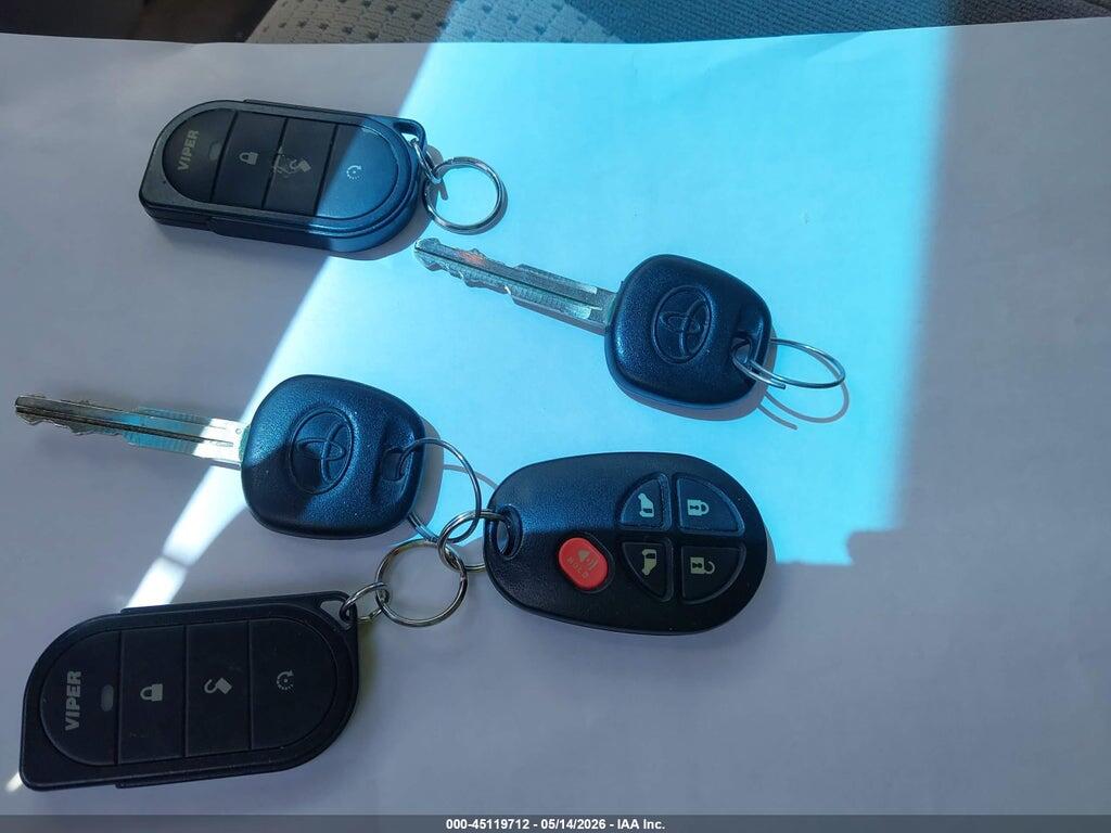 5TDKK4CC7AS337425 2010 TOYOTA SIENNA photo no. 11