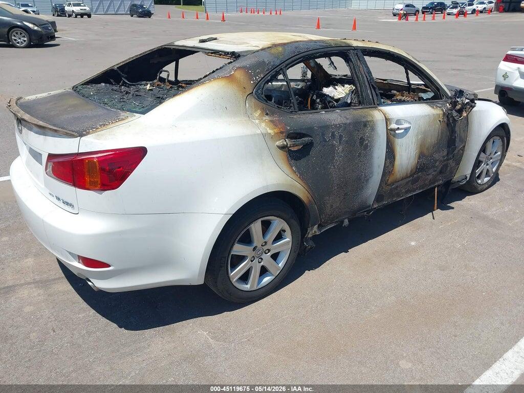 JTHCK262292030676 2009 LEXUS IS 250 photo no. 4