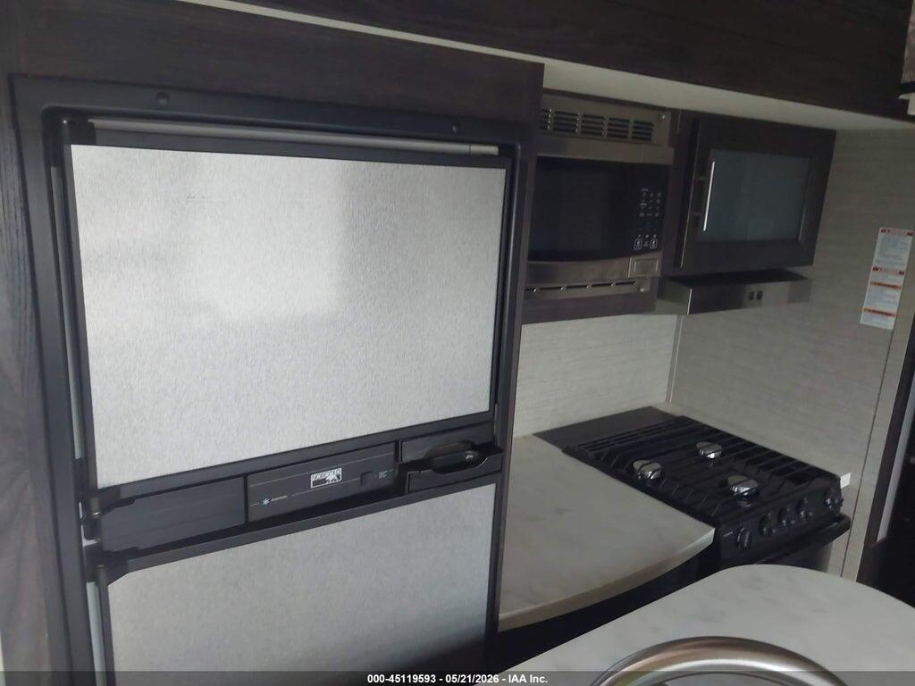 4YDT33026JJ971598 2018 KODIAK OTHER photo no. 12