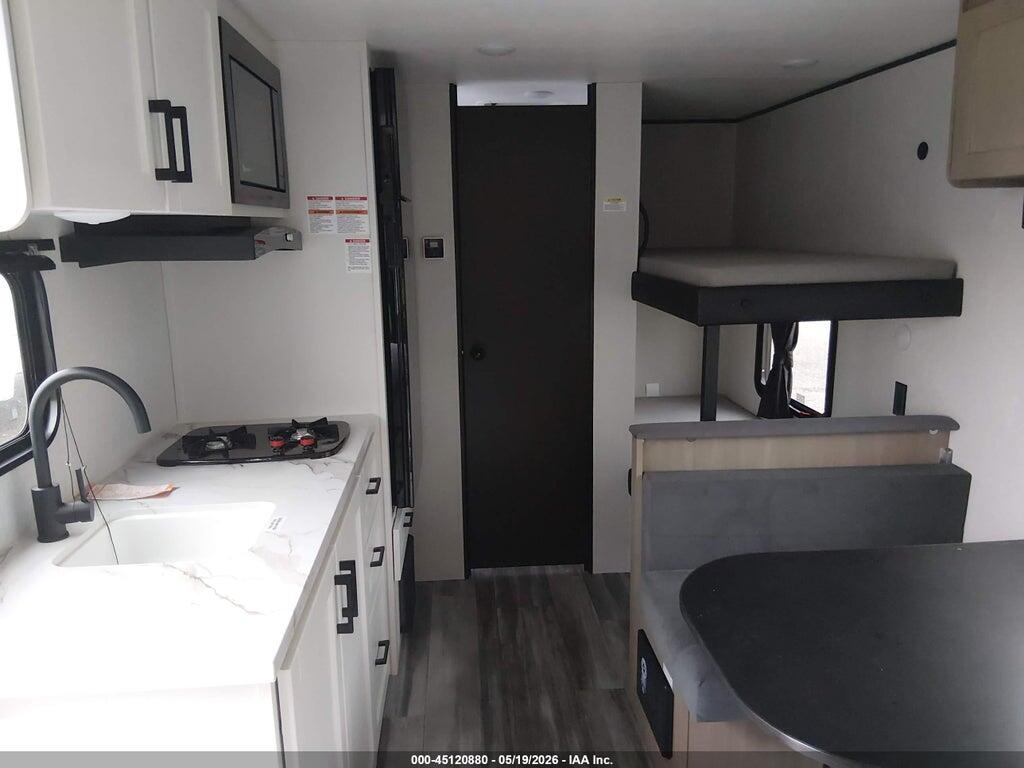 1UJBC0AK1T1YC0100 2026 JAYCO JAYFLIGHT 175BH photo no. 8