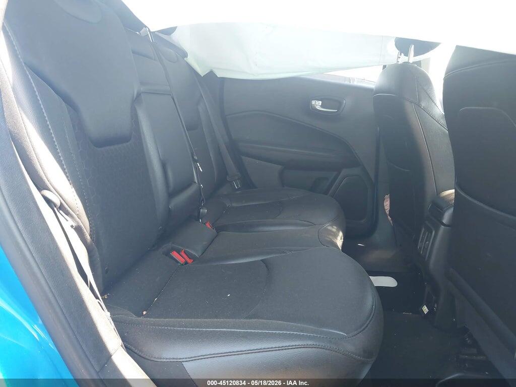 3C4NJCBB7KT649450 2019 JEEP COMPASS photo no. 8