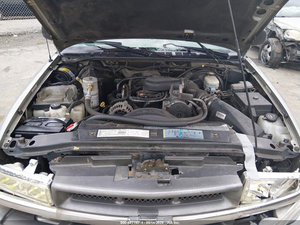 1GCCS19W128173163 2002 CHEVROLET S-10 photo no. 10