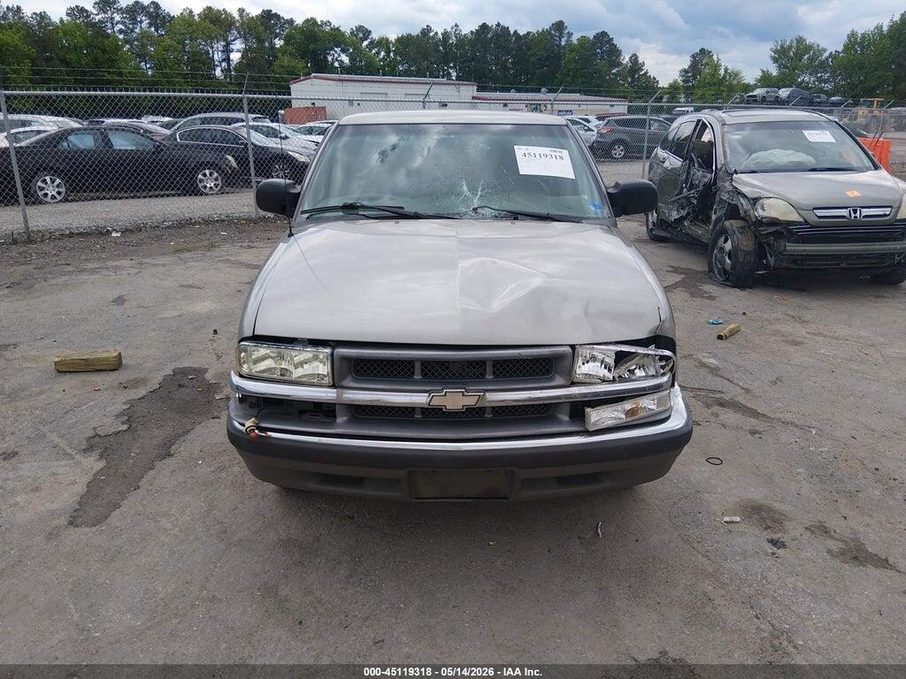 1GCCS19W128173163 2002 CHEVROLET S-10 photo no. 12