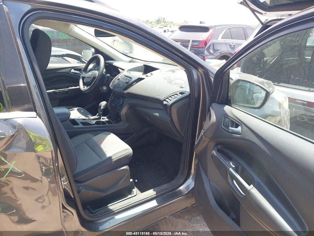 1FMCU0GD7JUD23221 2018 FORD ESCAPE photo no. 5