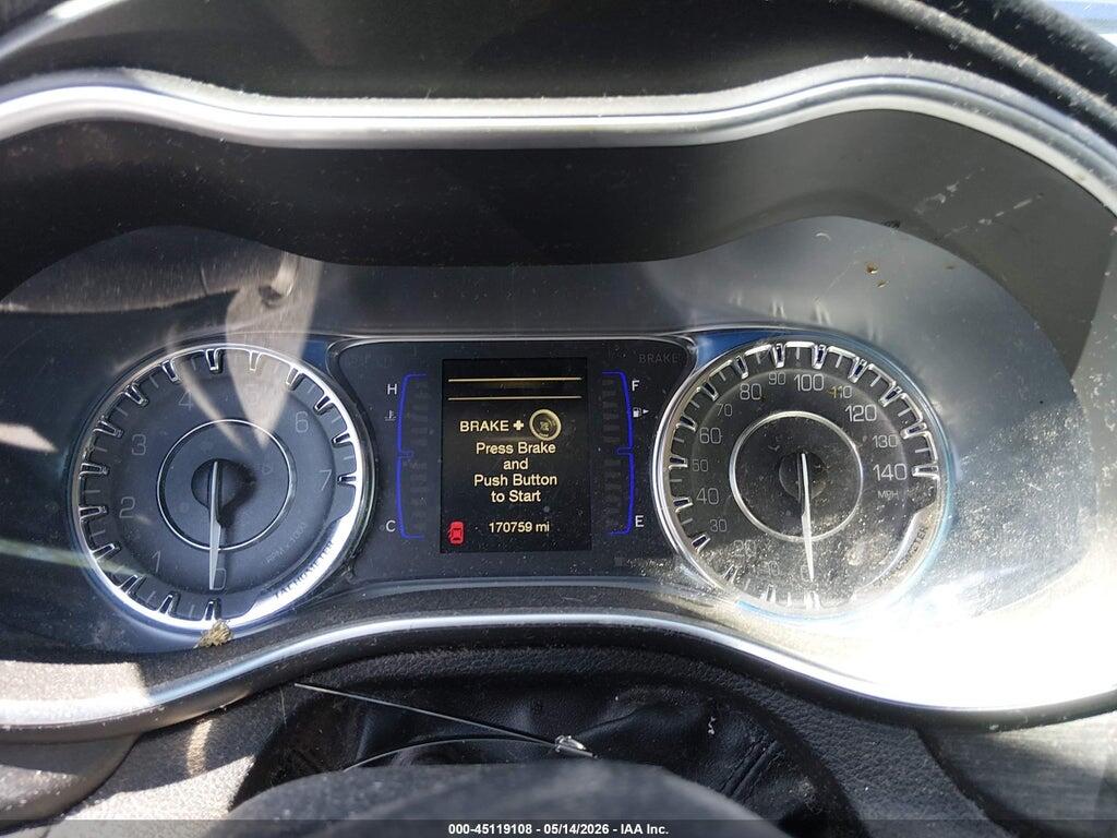 1C3CCCAB6GN162352 2016 CHRYSLER 200 photo no. 7