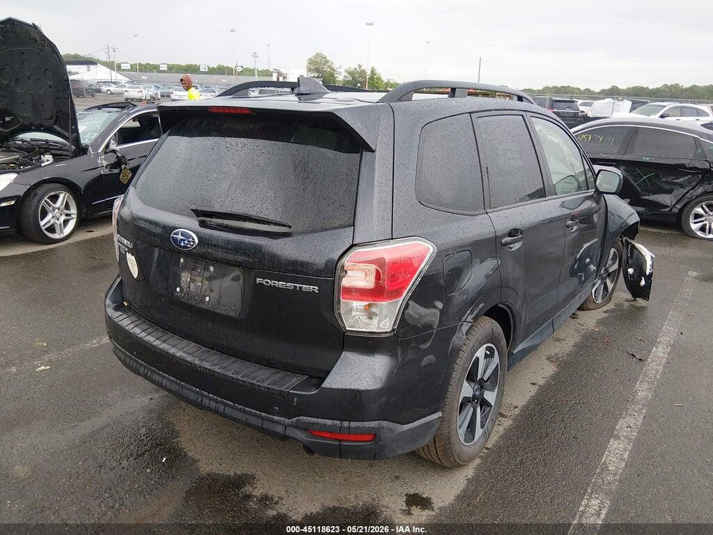 JF2SJAGC1JH543311 2018 SUBARU FORESTER photo no. 4