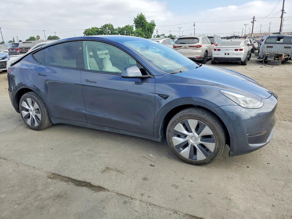 2023 TESLA MODEL Y — Фото 4 из 13