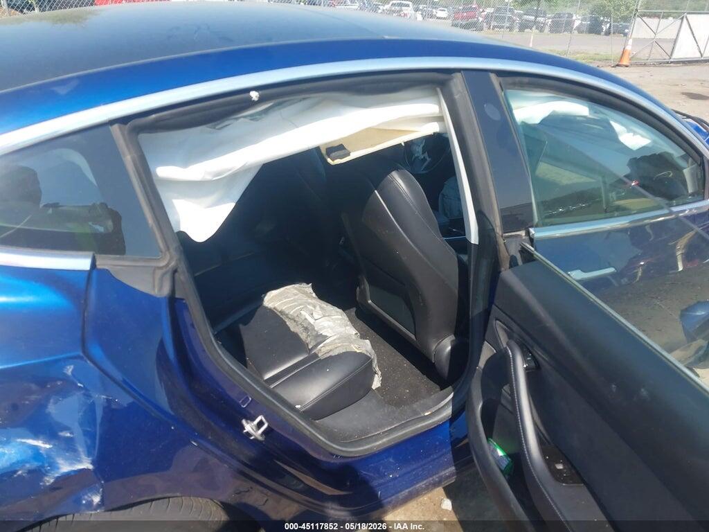 5YJ3E1EA4JF049730 2018 TESLA MODEL 3 photo no. 8