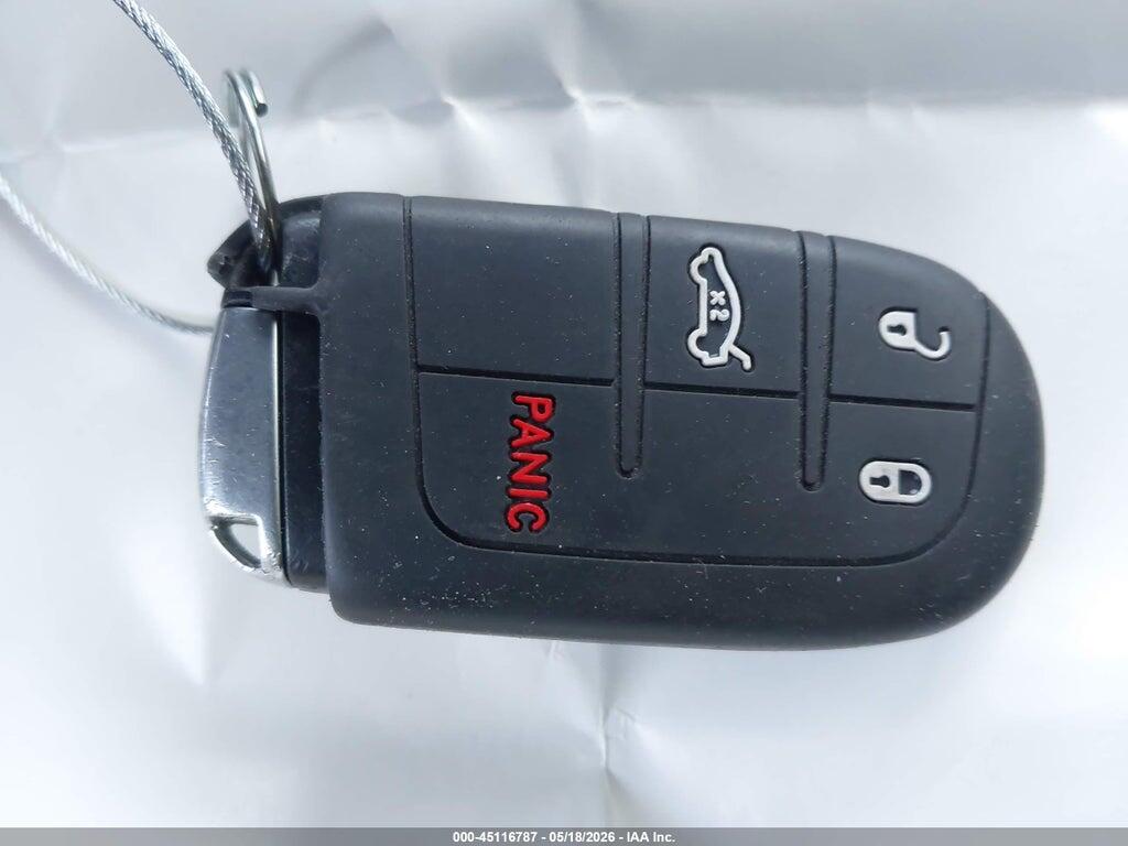 2C3CDZBT3JH132006 2018 DODGE CHALLENGER photo no. 11