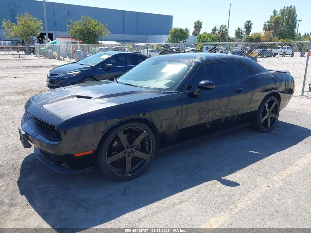 2C3CDZBT3JH132006 2018 DODGE CHALLENGER photo no. 2