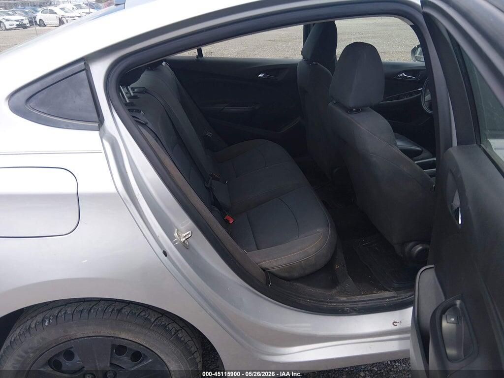 1G1BC5SM2J7202482 2018 CHEVROLET CRUZE photo no. 8