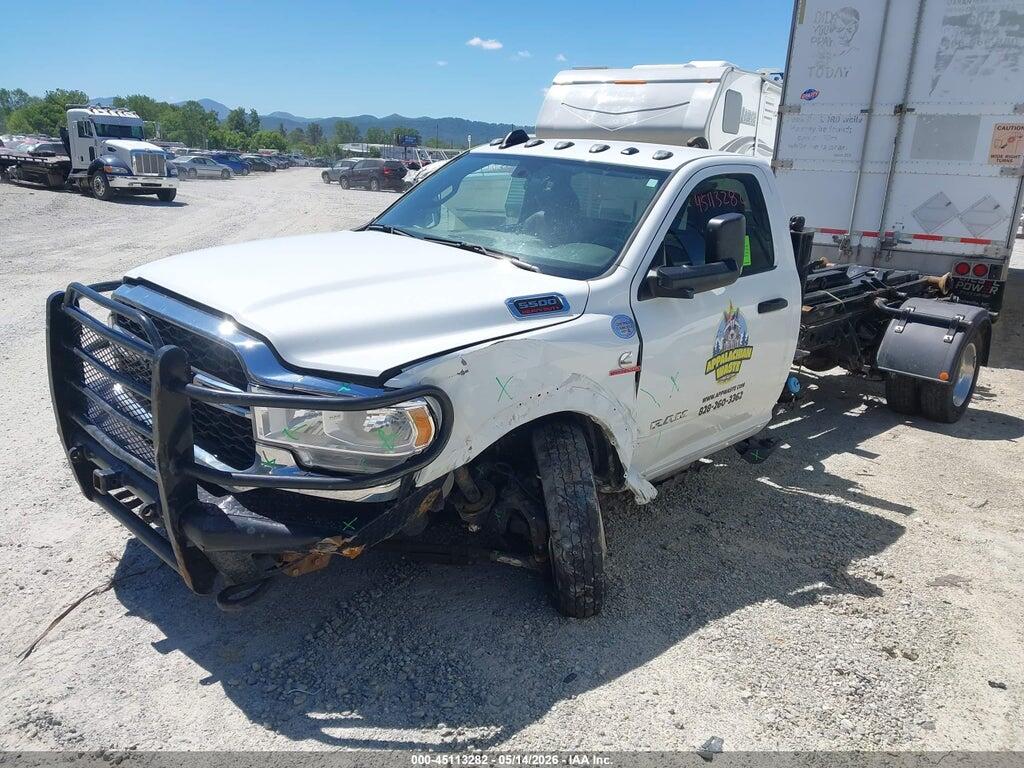 3C7WRNCL9NG373952 2022 RAM 5500 CHASSIS photo no. 2