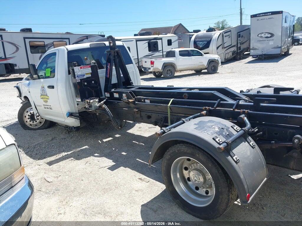 3C7WRNCL9NG373952 2022 RAM 5500 CHASSIS photo no. 3