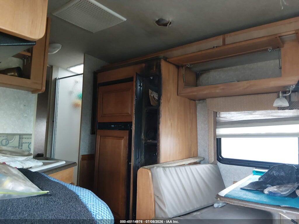 1F6LF53Y690A00711 2010 FORD F550 photo no. 8