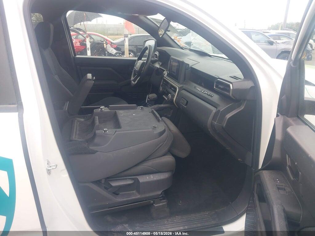 3TYJDAHN2ST024156 2025 TOYOTA TACOMA photo no. 5