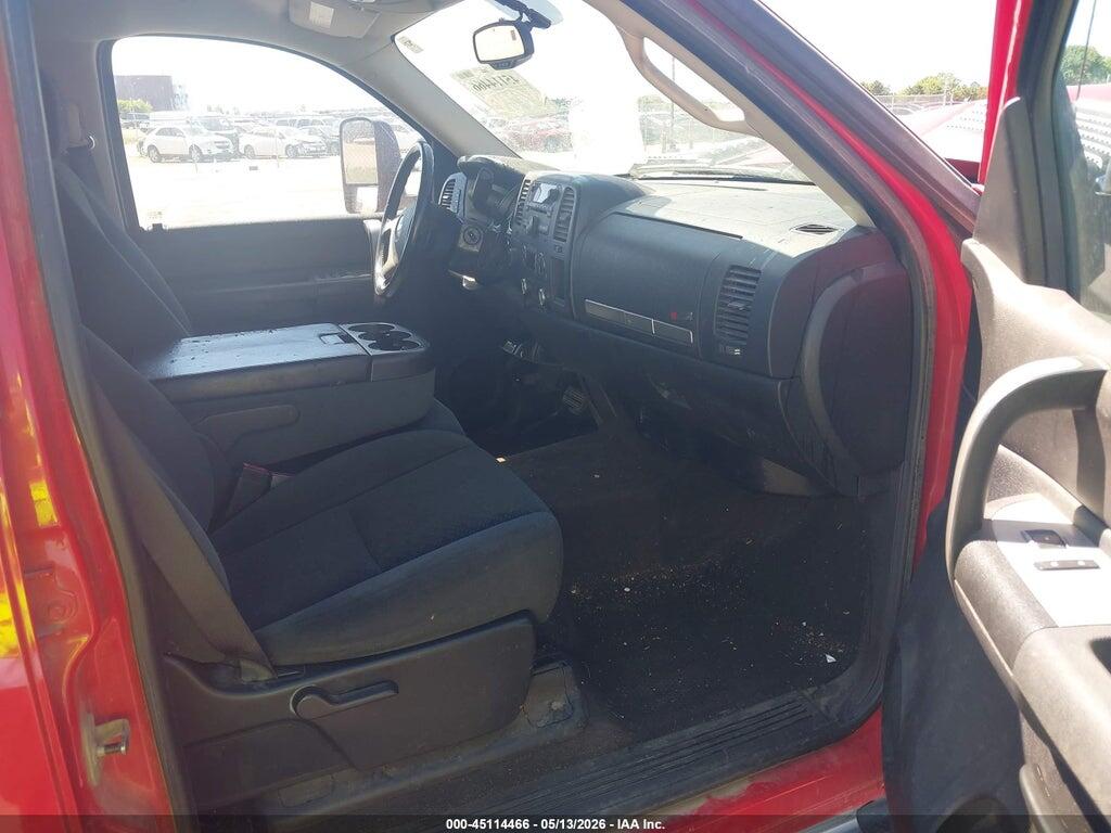 1GCHK23628F208382 2008 CHEVROLET SILVERADO 2500HD photo no. 5