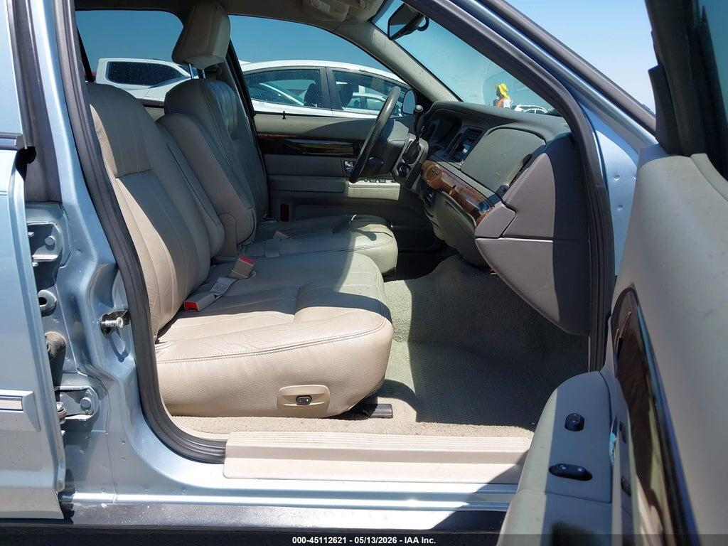 2MEFM75V28X600204 2008 MERCURY GRAND MARQUIS photo no. 5