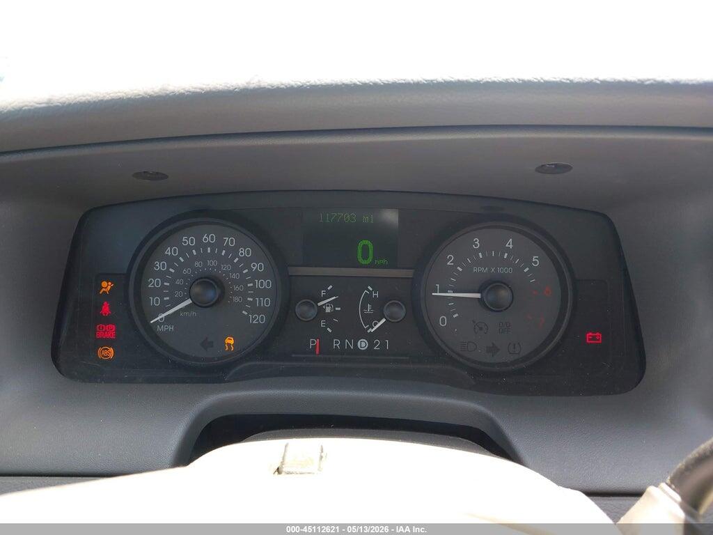 2MEFM75V28X600204 2008 MERCURY GRAND MARQUIS photo no. 7