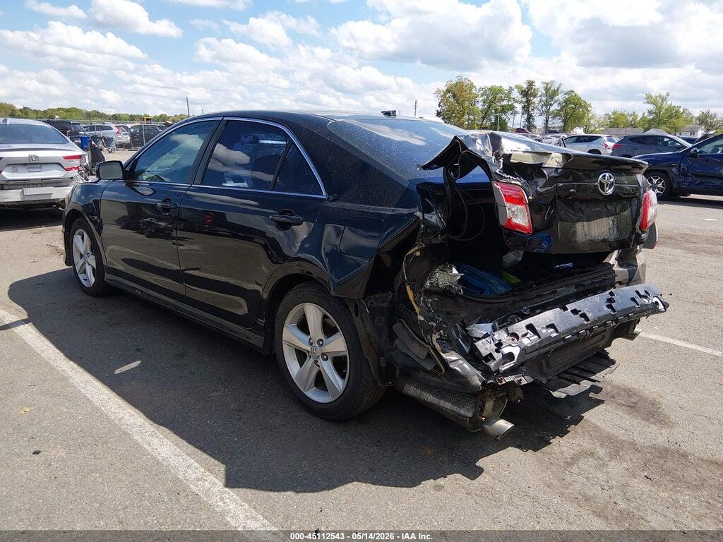 4T1BF3EK9BU663870 2011 TOYOTA CAMRY photo no. 3