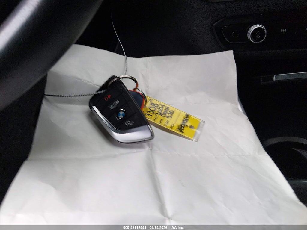 3MW89FF03R8E17308 2024 BMW 330I photo no. 11