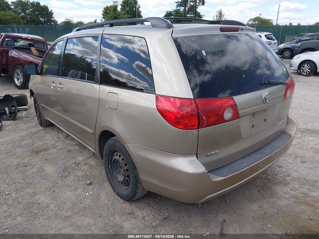 5TDKK4CC2AS331676 2010 TOYOTA SIENNA photo no. 3