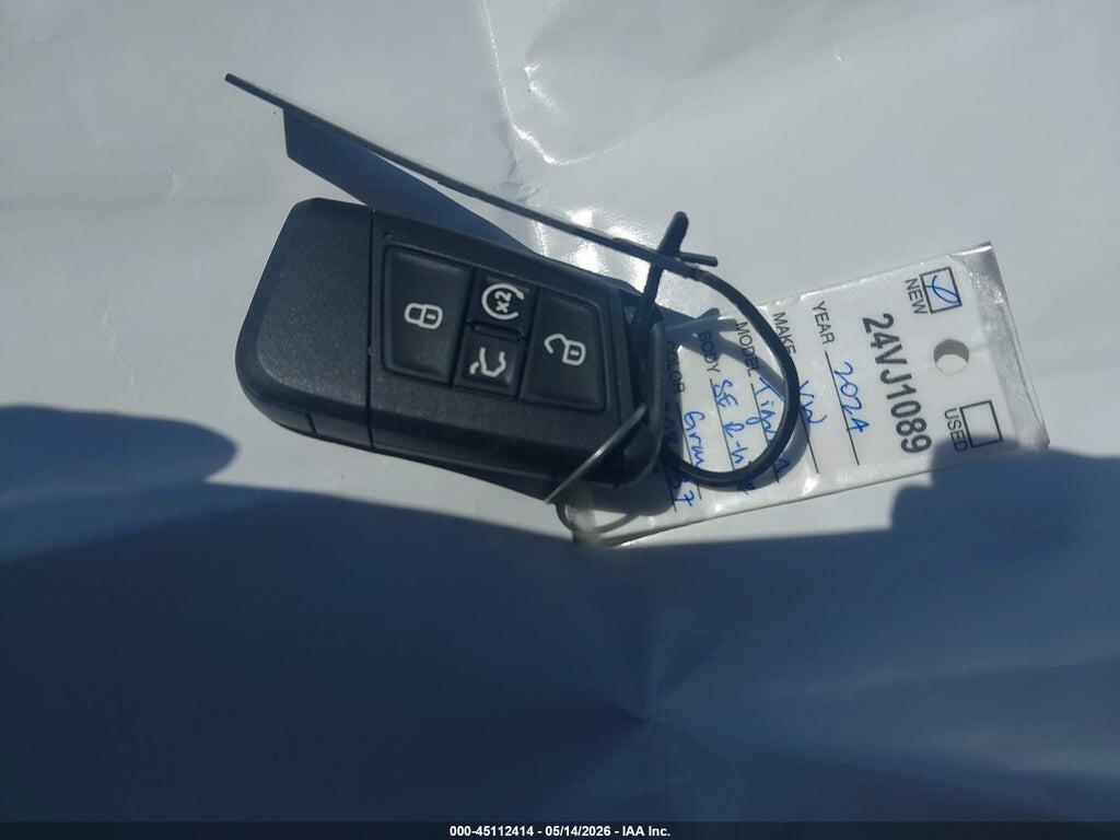 3VV8B7AX0RM208537 2024 VOLKSWAGEN TIGUAN photo no. 11