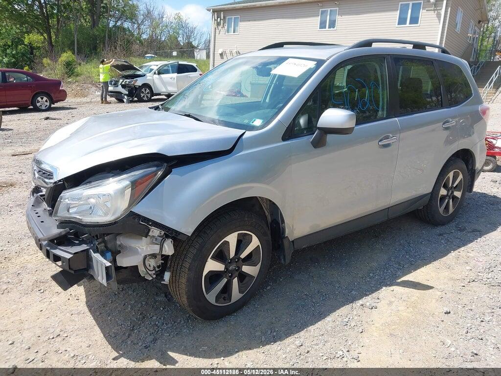 JF2SJAEC5JH475646 2018 SUBARU FORESTER photo no. 2
