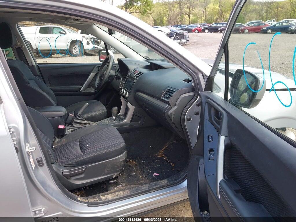 JF2SJAEC5JH475646 2018 SUBARU FORESTER photo no. 5