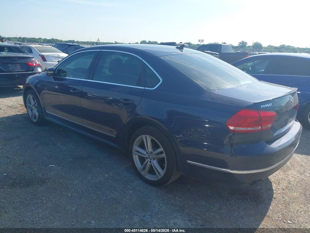 1VWCM7A35DC147211 2013 VOLKSWAGEN PASSAT photo no. 3