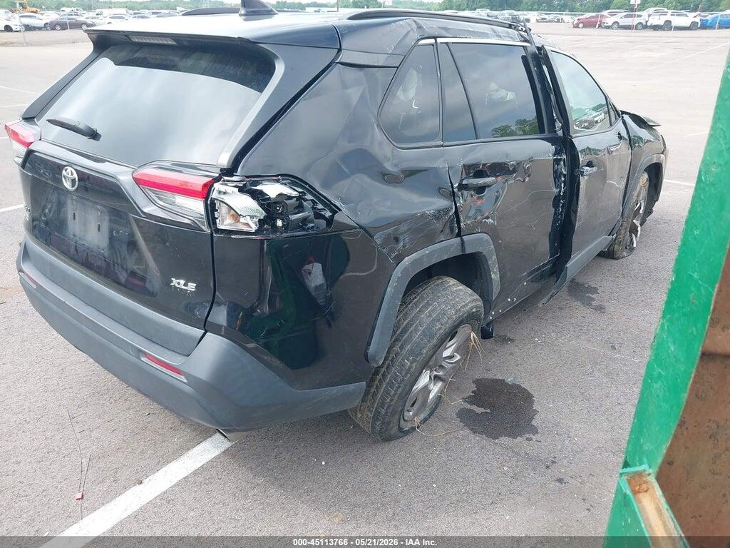 2T3W1RFV4NW210800 2022 TOYOTA RAV4 photo no. 4