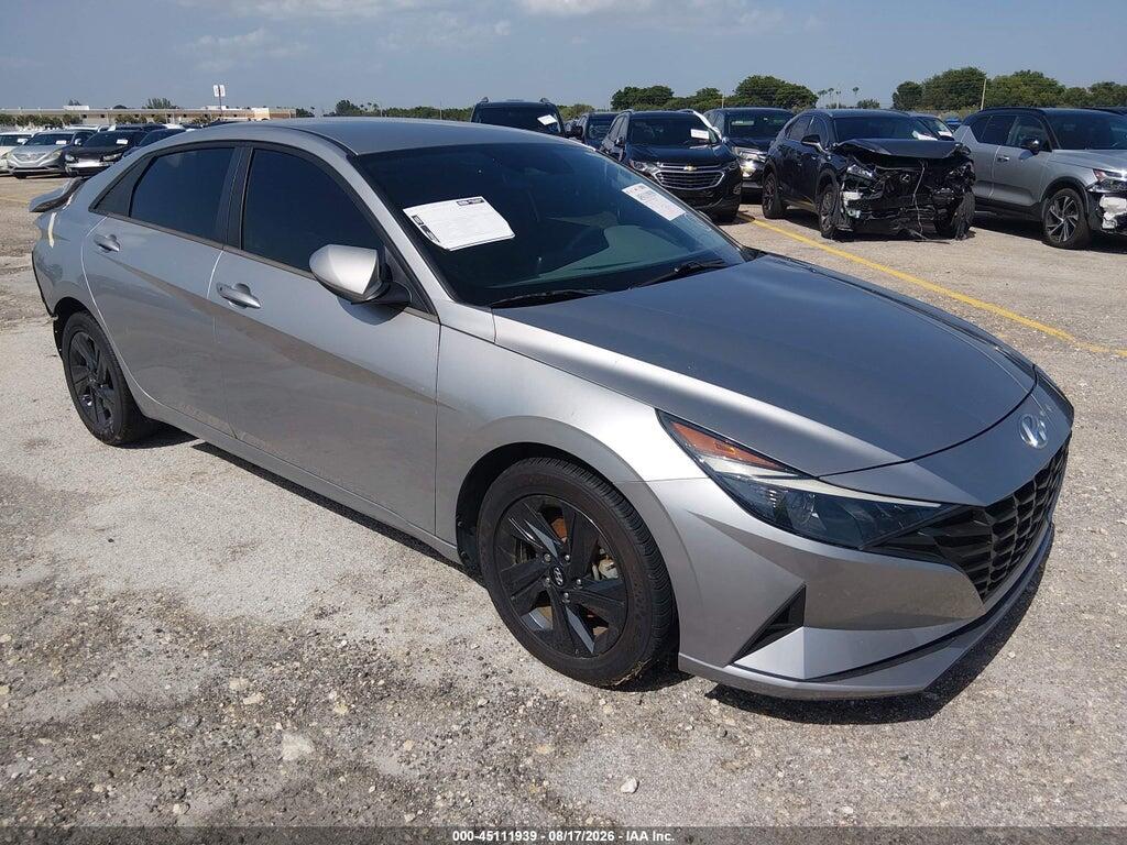 2022 HYUNDAI ELANTRA SEL