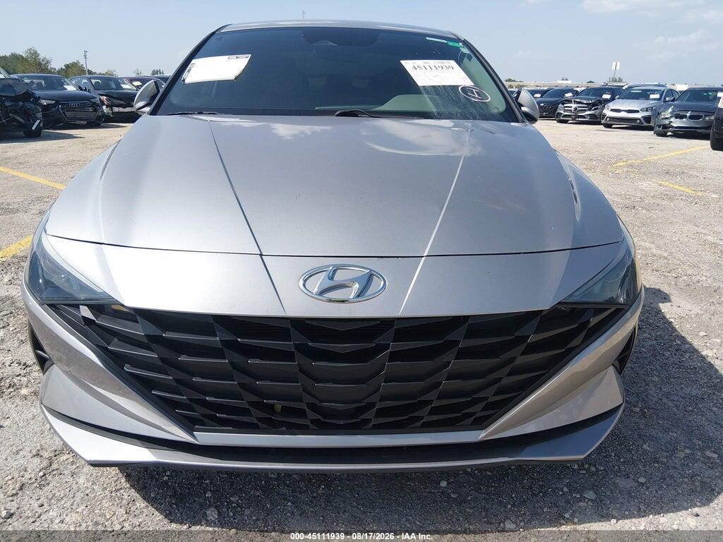 2022 HYUNDAI ELANTRA SEL — Фото 12 из 16