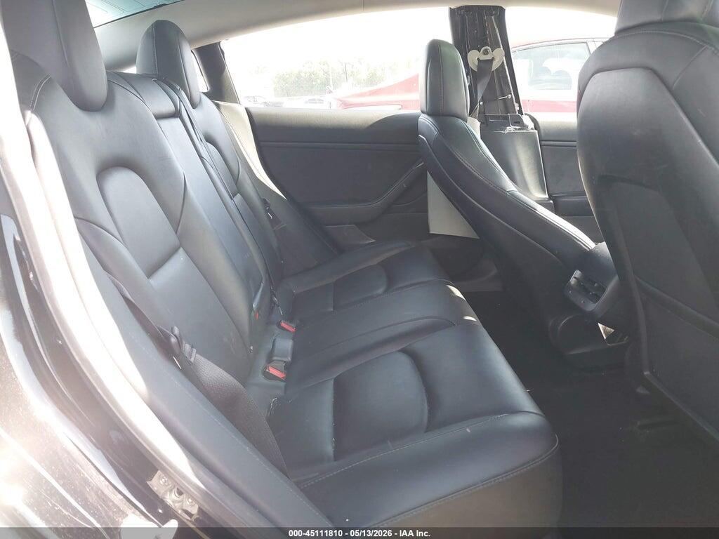 5YJ3E1EB1JF127227 2018 TESLA MODEL 3 photo no. 8