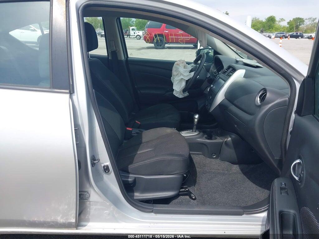 3N1CN7APXKL813745 2019 NISSAN VERSA photo no. 5